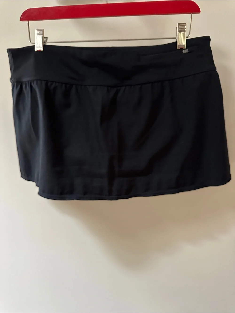Nike Black Women's Circle Skater Golf/Tennis/Swim Skort with White Swoosh